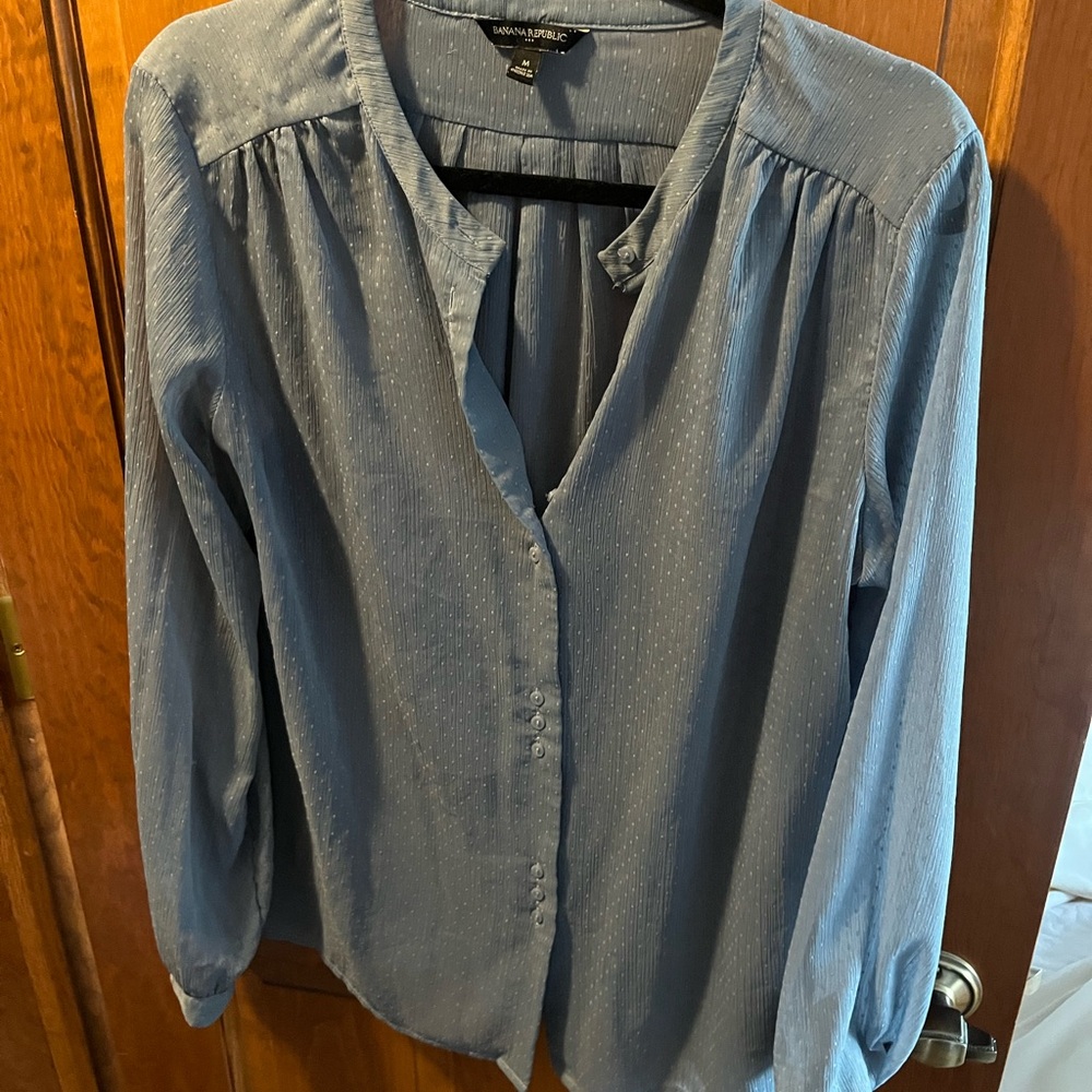 Banana Republic Light Blue Dot Button-Front Shirt